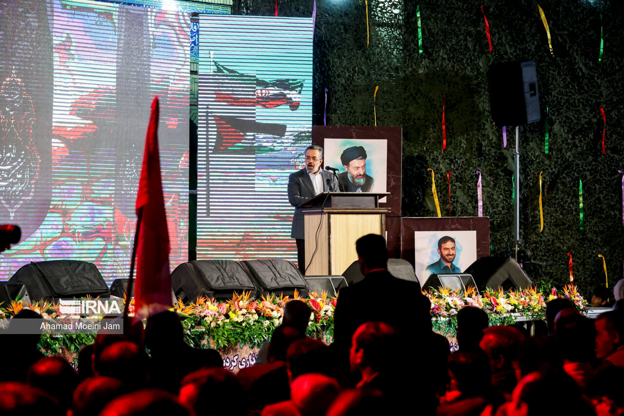 حضور قالیباف در یادواره شهدای باغ فیض