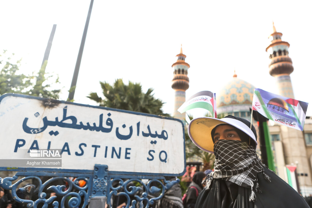 اجتماع دانش‌آموزان درحمایت از کودکان غزه