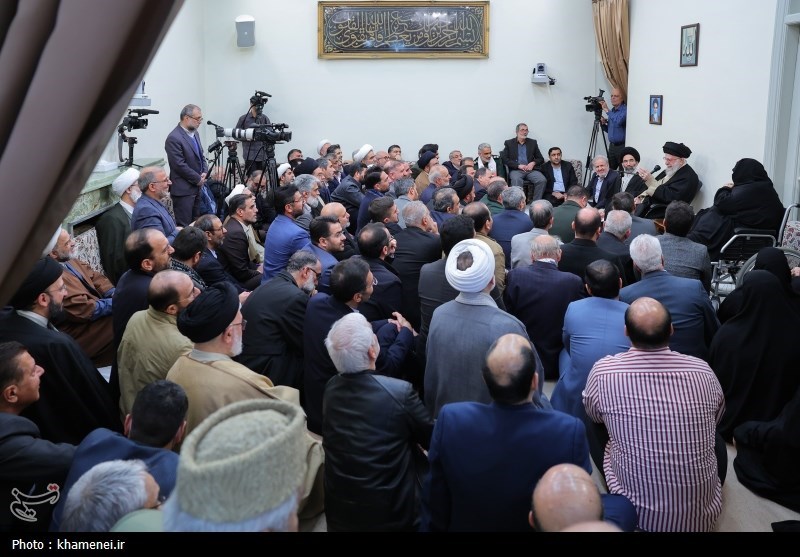 دیدار دست‌اندرکاران برگزاری کنگره شهدای کاشان با رهبر انقلاب