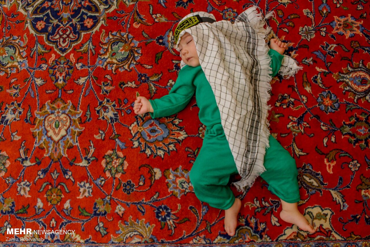 همایش شیرخوارگان حسینی