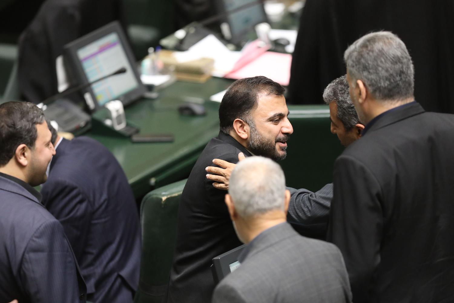 وزیر ارتباطات در صحن علنی امروز مجلس