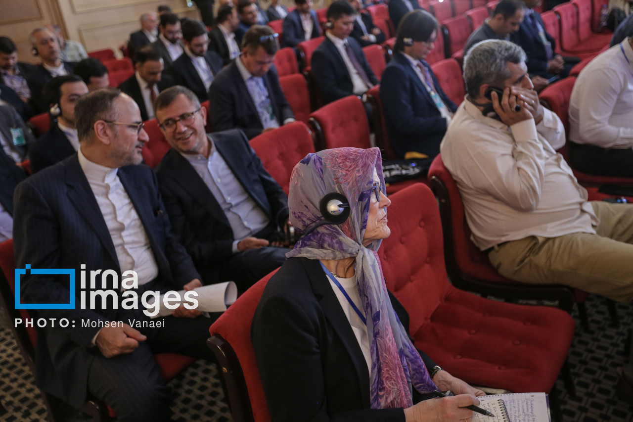 اختتامیه مجمع گفتگوی تهران با حضور قالیباف
