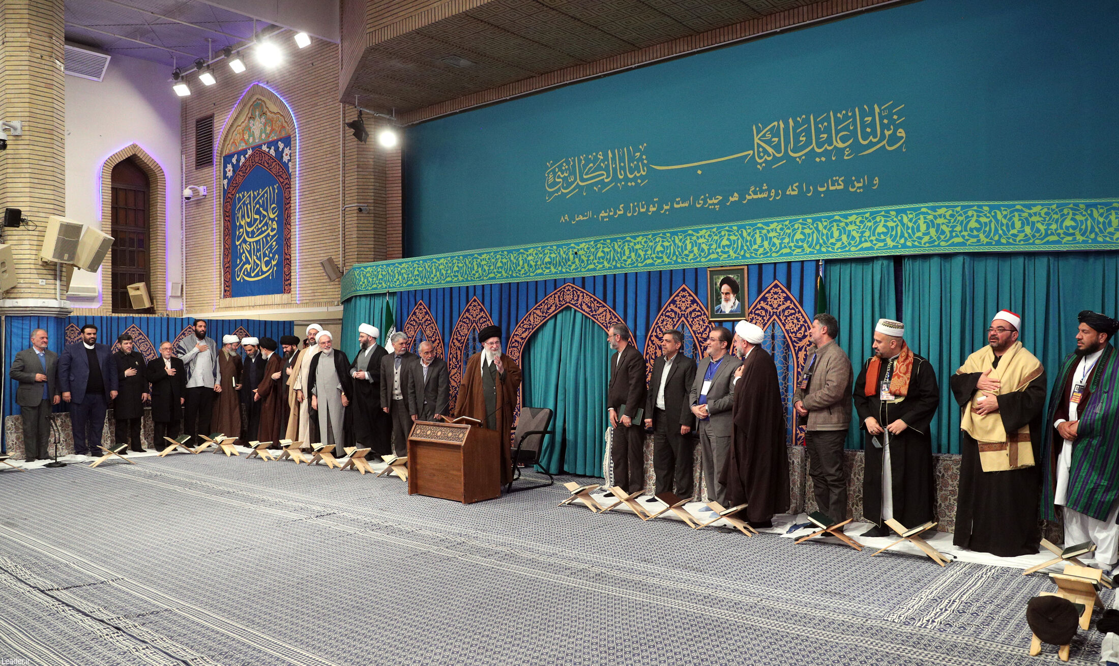 دیدار شرکت‌کنندگان در مسابقات قرآن با رهبر انقلاب