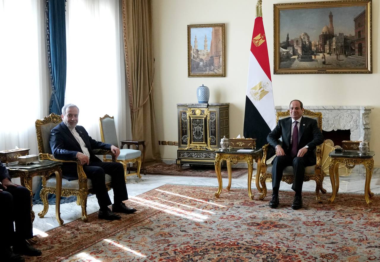 دیدار عراقچی با عبدالفتاح سیسی