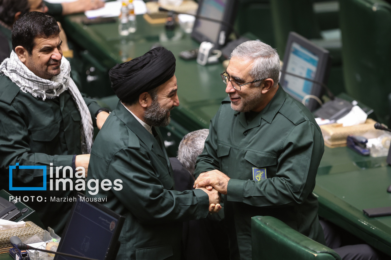 مراسم سالروز ورود امام خمینی(ره) به کشور