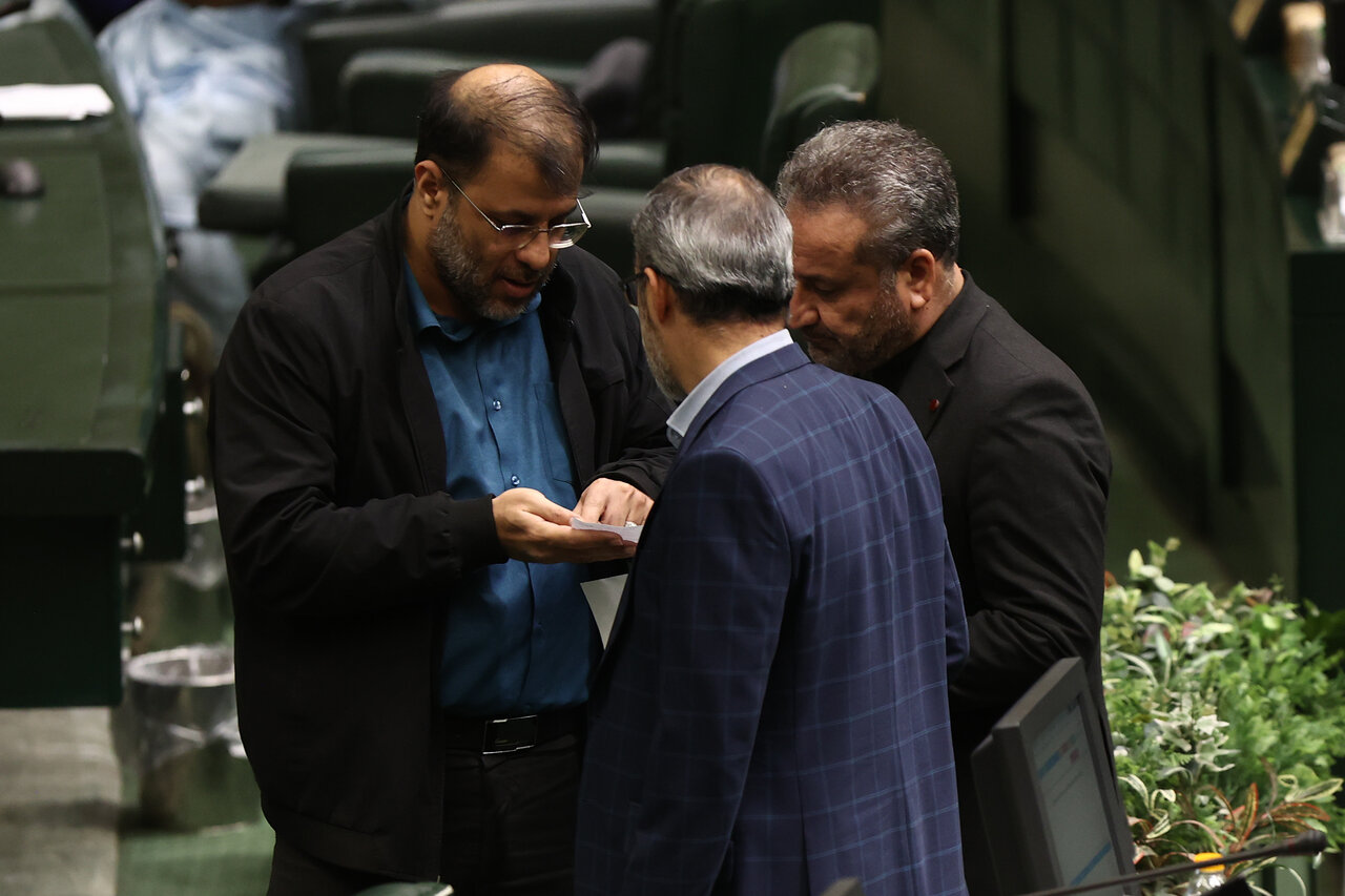 نشست علنی مجلس