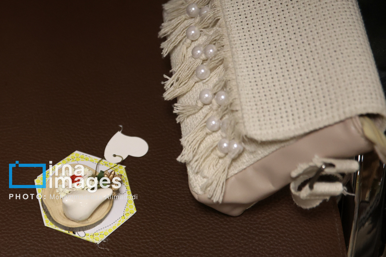 جشن ازدواج دانشجویی