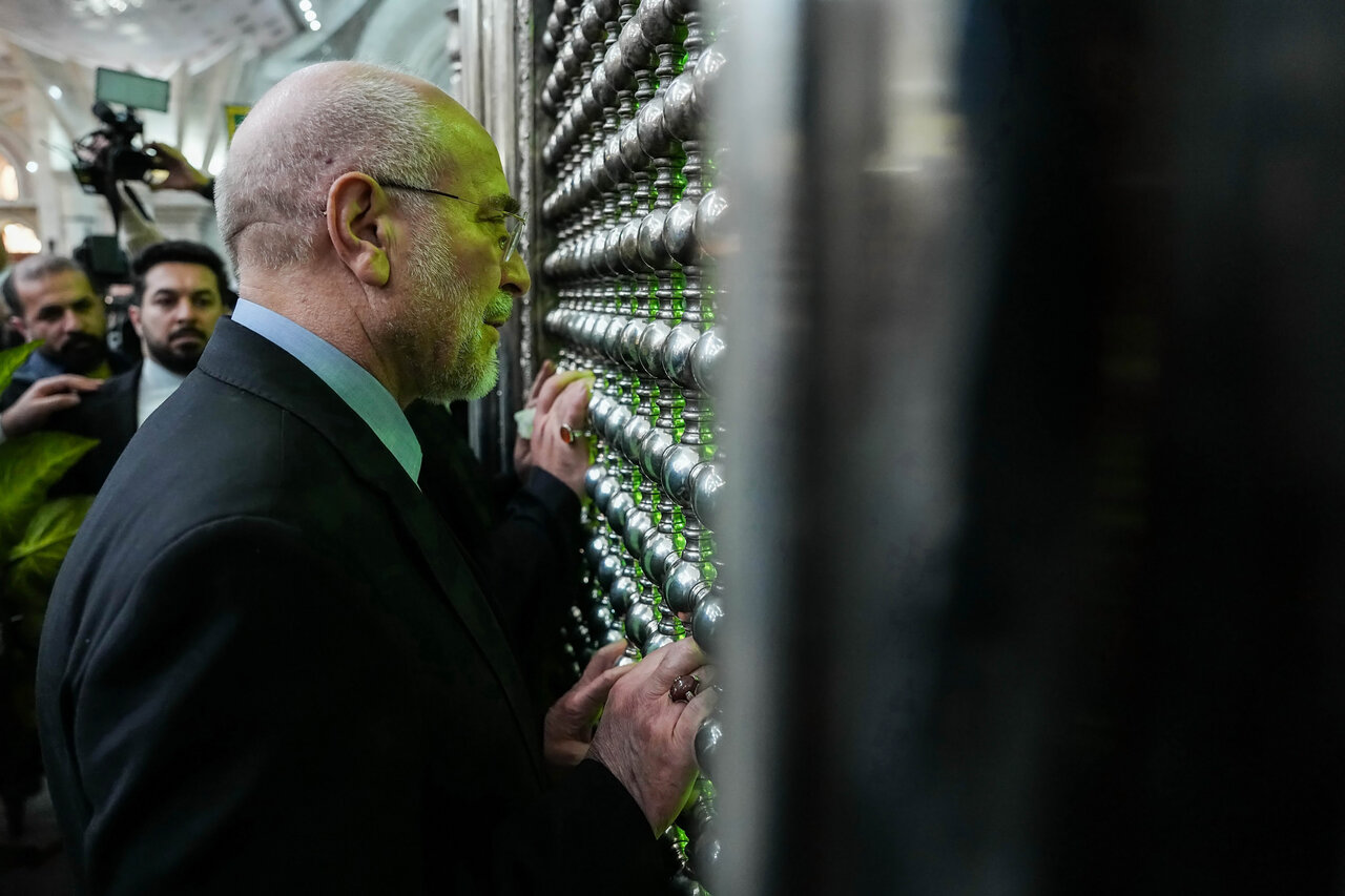 تجدید میثاق رئیس مجلس و نمایندگان با آرمان‌های امام(ره)