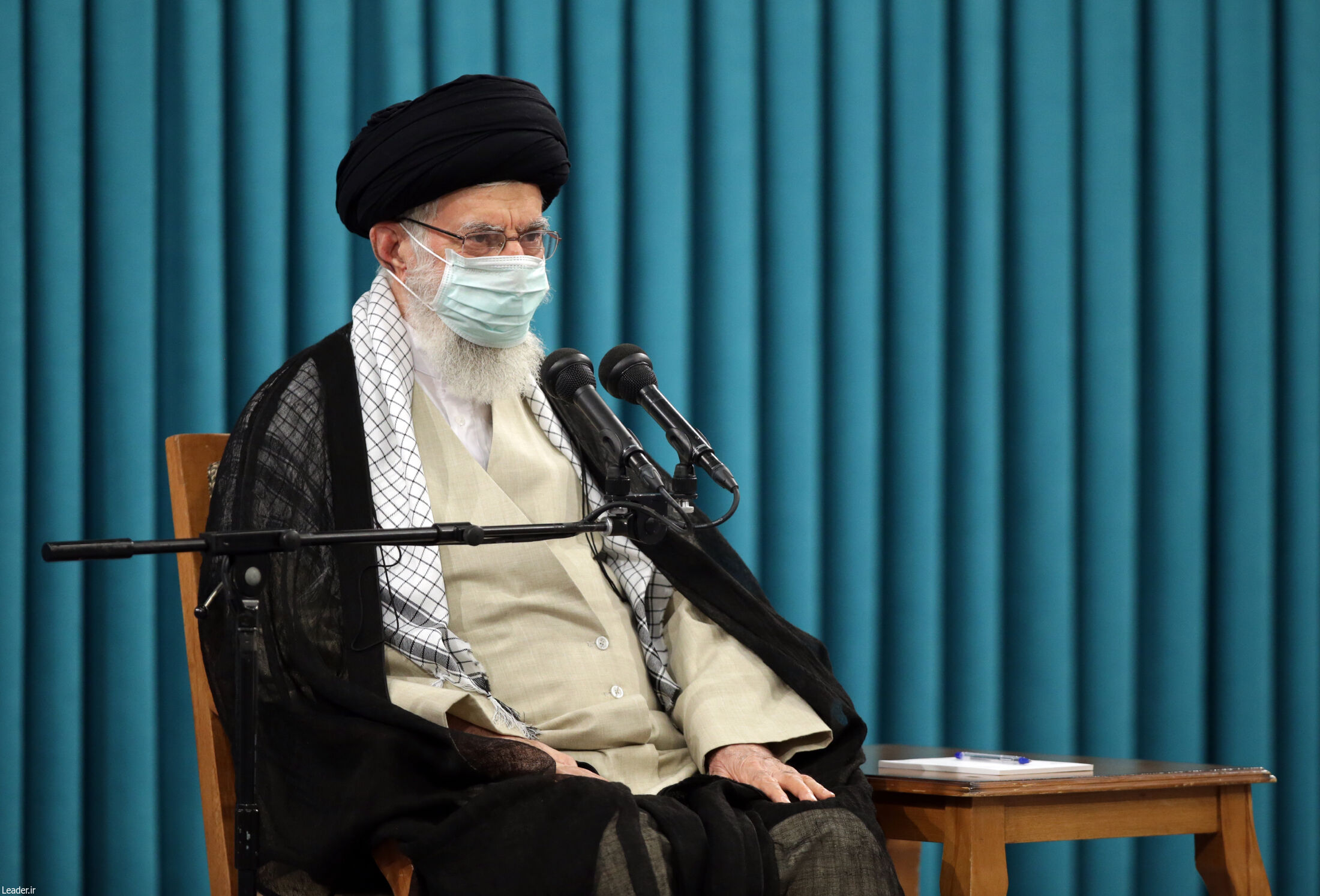 دیدار دست‌اندرکاران کنگره شهدای زنجان با رهبر انقلاب