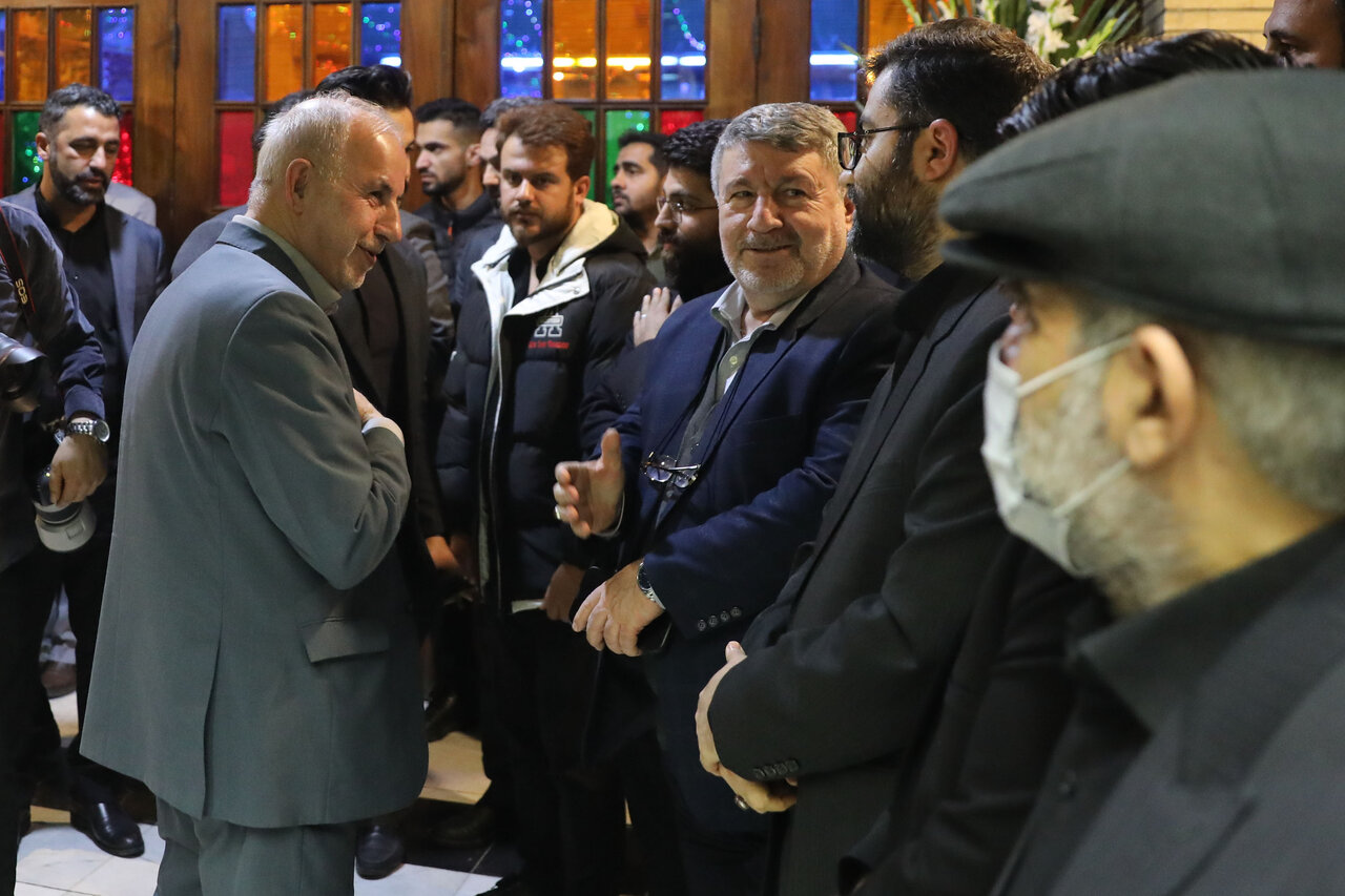 حضور قالیباف در مراسم ختم همسر و فرزندان معاون رئیس جمهور