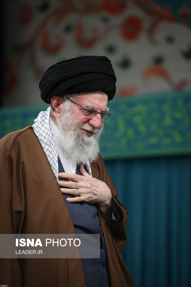  دیدار هزاران نفر از زنان و دختران با رهبر انقلاب