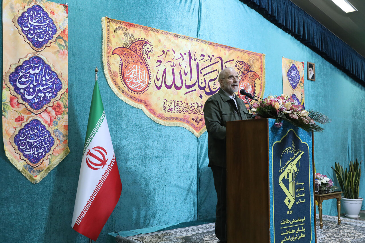 حضور قالیباف در جمع پاسداران یگان حفاظت مجلس