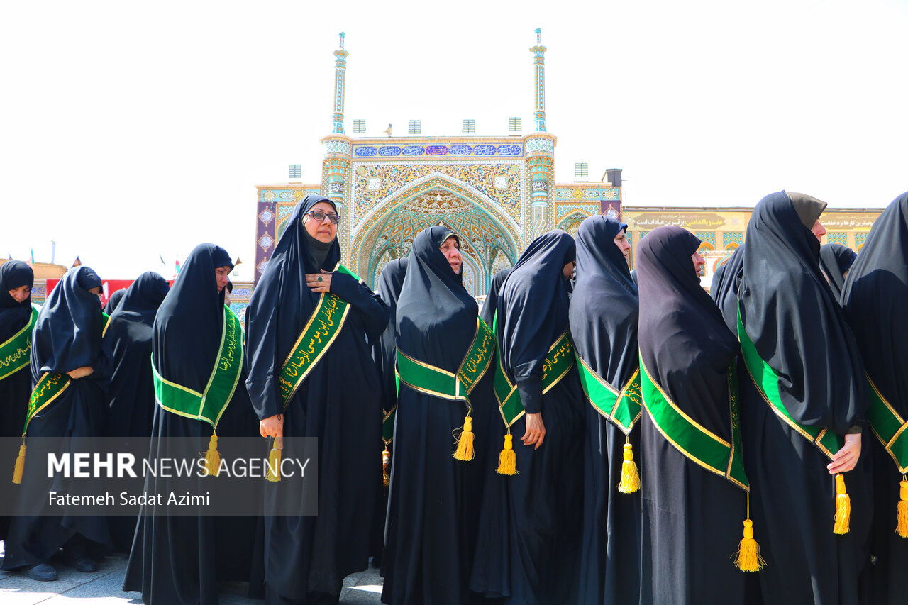 دسته عزای خادمان حرم بانوی کرامت در روز شهادت امام رضا(ع)