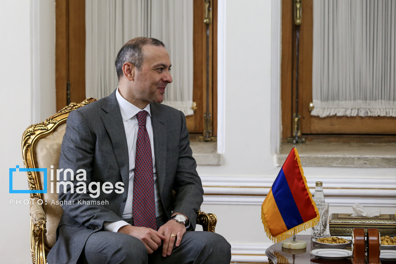 دیدارهای وزیر امور خارجه - ۲۷ اردیبهشت ۱۴۰۴