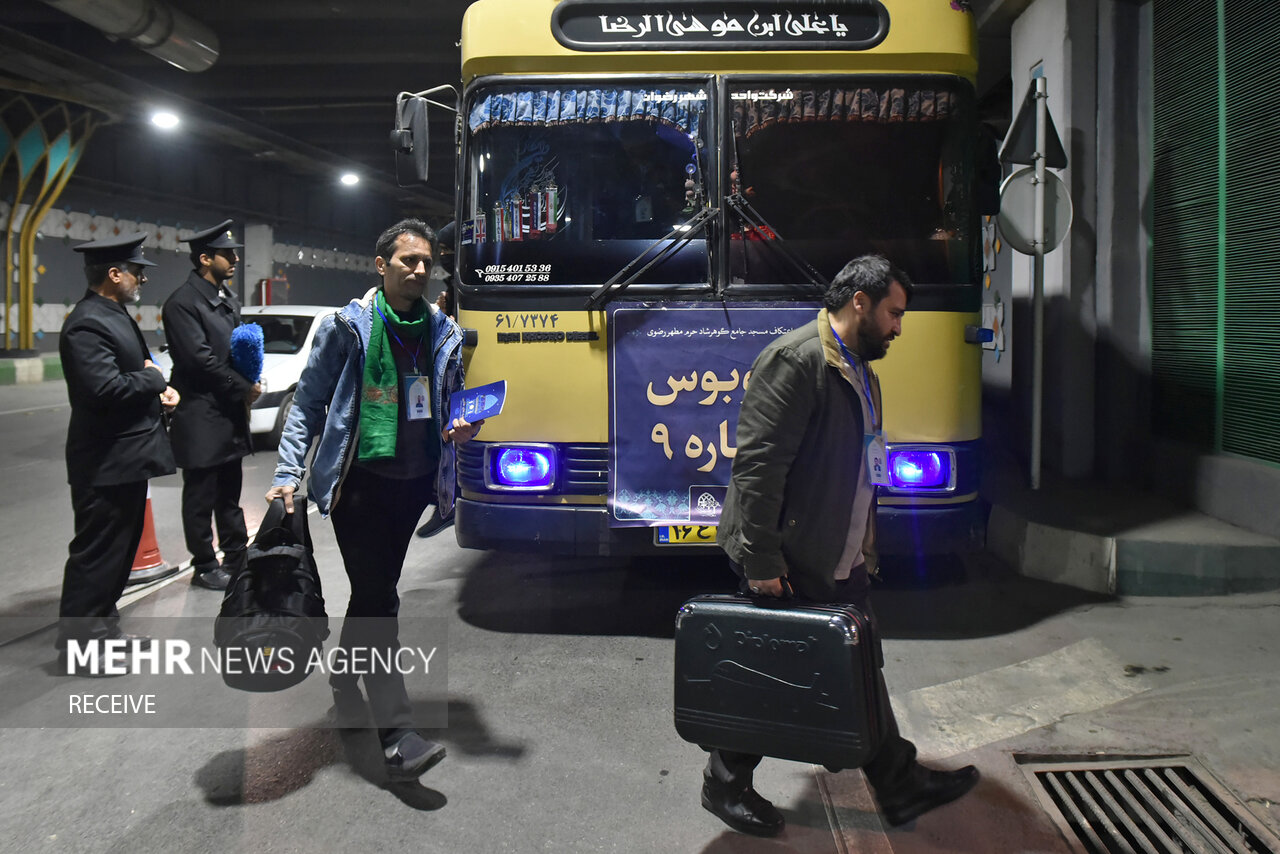 اعتکاف در حرم مطهر امام رضا(ع)