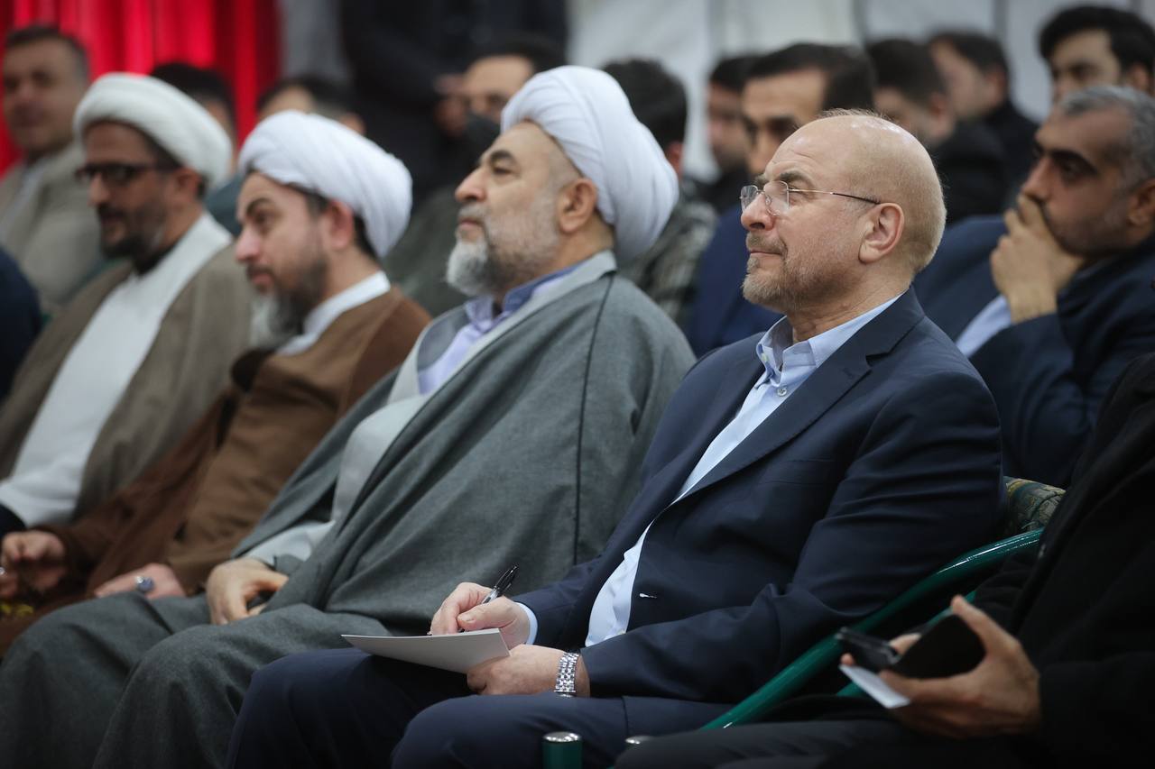 نشست صمیمانه فعالان گفتمان عقلانیت انقلابی استان مازندران