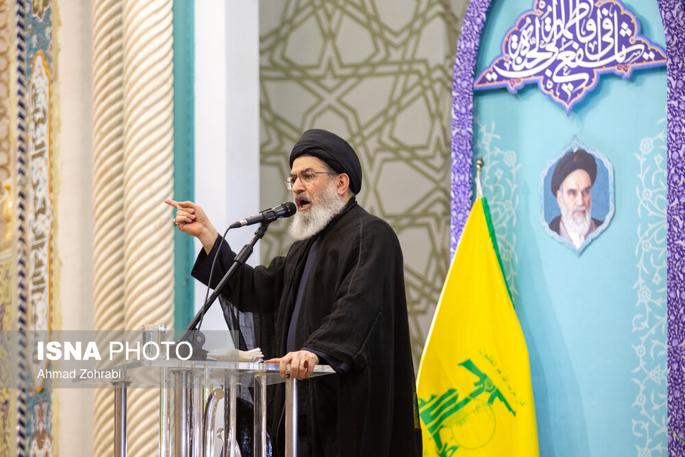 مراسم ختم شهدای مقاومت در حرم حضرت فاطمه معصومه(س)