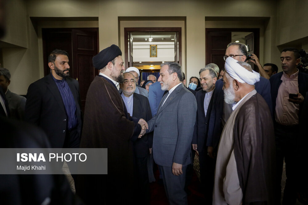 مراسم تجدید میثاق وزیر خارجه با آرمان‌های امام راحل