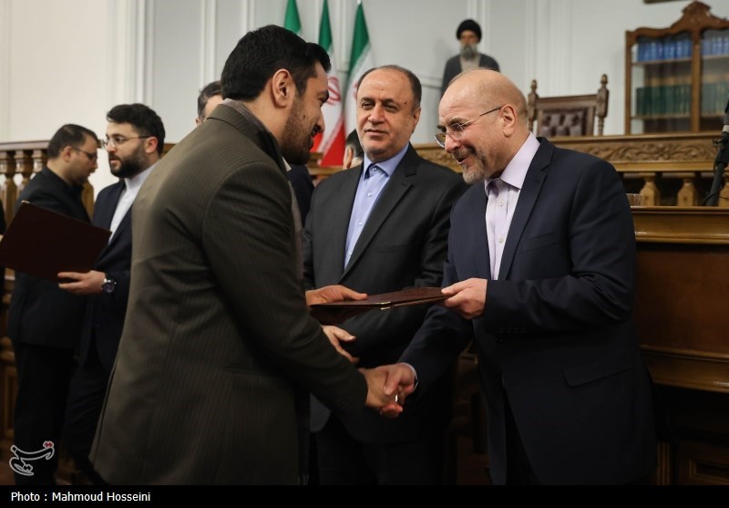 آیین تقدیر از پژوهشگران برتر مرکز پژوهش‌های مجلس با حضور قالیباف