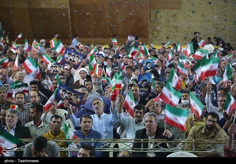 رئیسی در جمع اقشار مختلف مردم خراسان شمالی