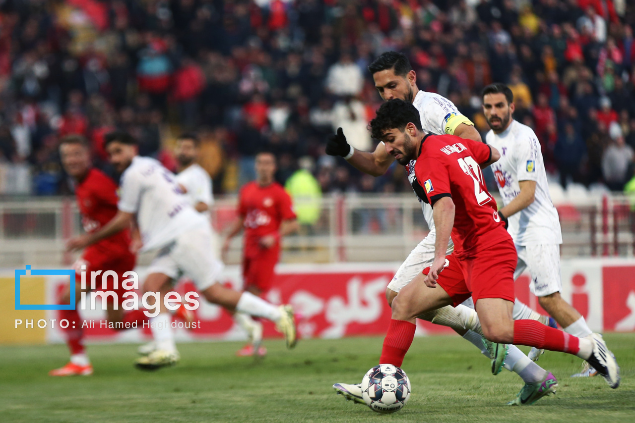 تصاویر بازی هیجانی تراکتور و هوادار