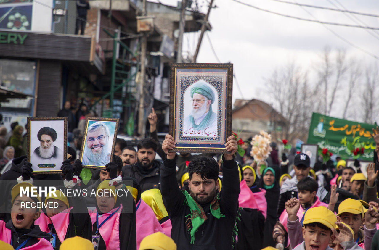 راهپیمایی کشمیری‌ھا در حمایت از رهبر معظم انقلاب