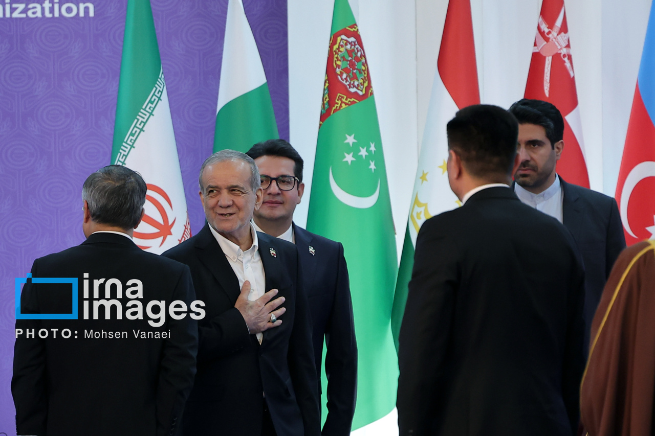 پزشکیان در نشست وزیران «اکو»