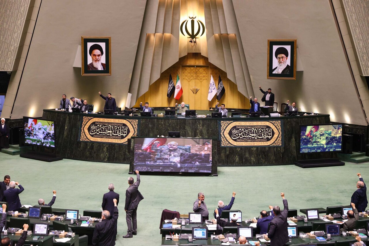 صحن علنی یکشنبه 12 مردادماه مجلس