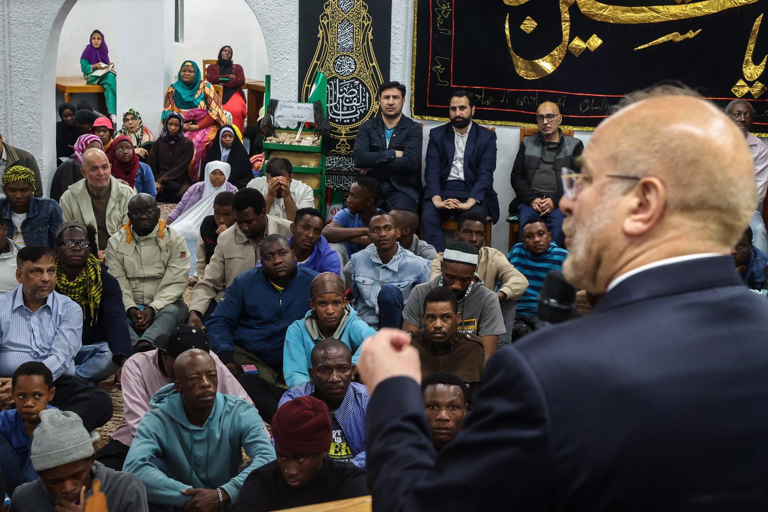 حضور قالیباف در جمع صمیمانه شیعیان آفریقای جنوبی