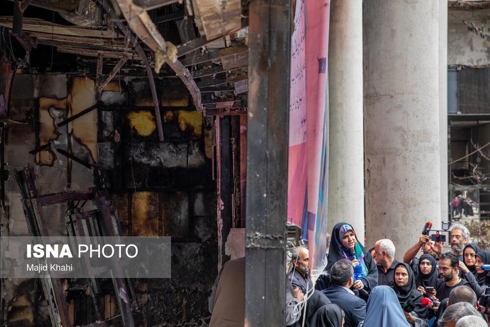 بازدید سفرای کشورهای خارجی از ساختمان شیشه‌ای صداوسیما