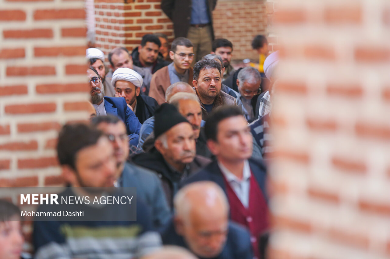 عمامه گذاری طلاب اردبیل به مناسبت نیمه شعبان