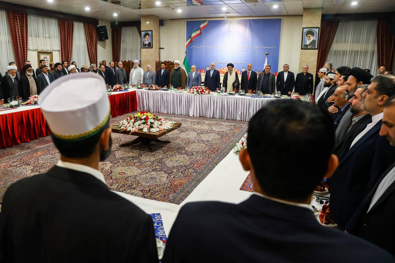 نشست صمیمی قالیباف