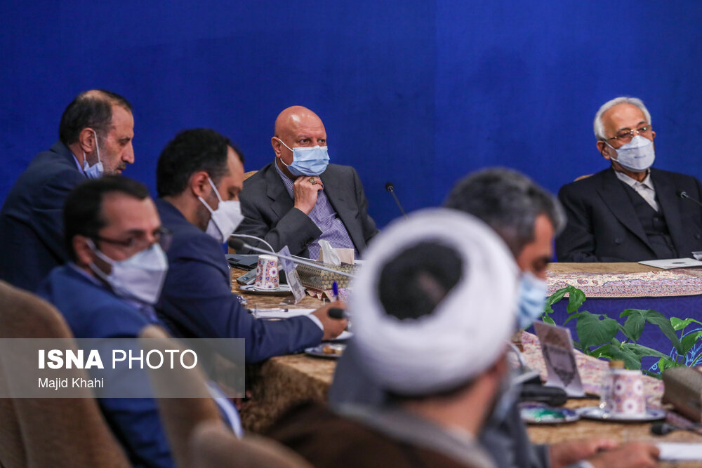 نشست اقتصاددانان با رییس جمهور