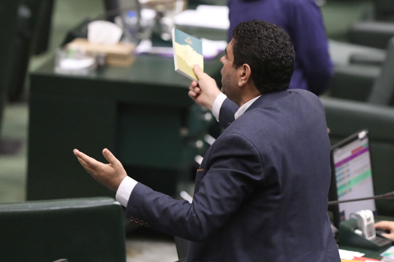 نشست علنی مجلس ۱۸ شهریورماه ۱۴۰۴