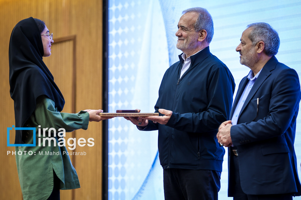 تجلیل از مدال آوران المپیاد ۲۰۲۵ 