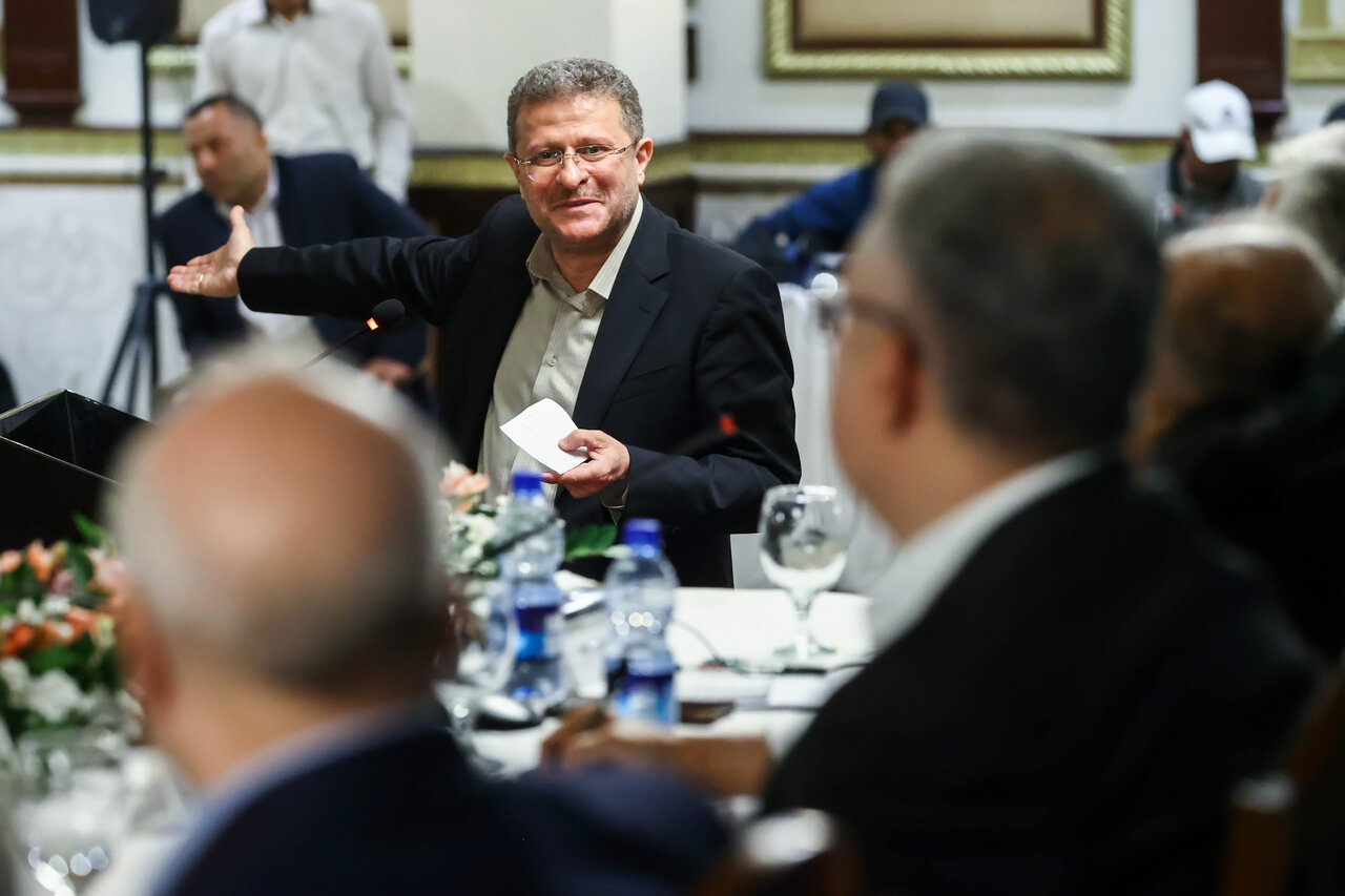 نشست قالیباف با فعالان اقتصادی پاکستان و ایران