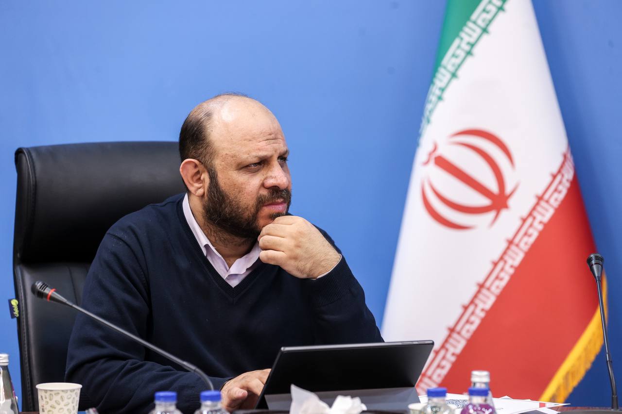 نشست صمیمانه فعالان فرهنگی و اجتماعی استان یزد با قالیباف