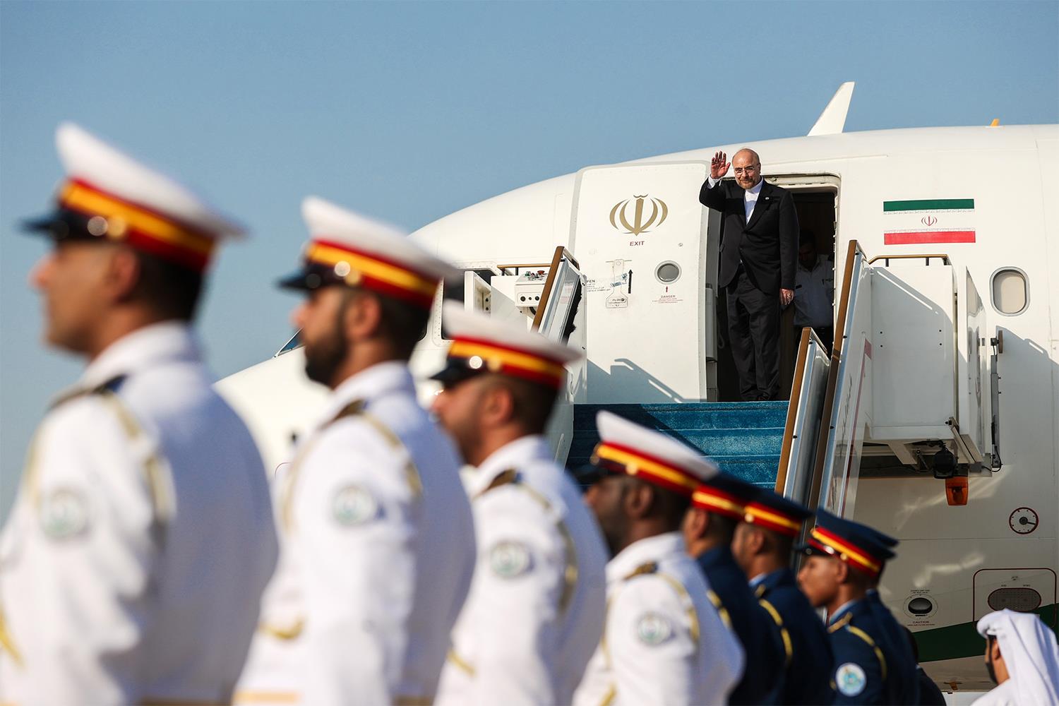 بدرقه رسمی قالیباف توسط رئیس مجلس امارات