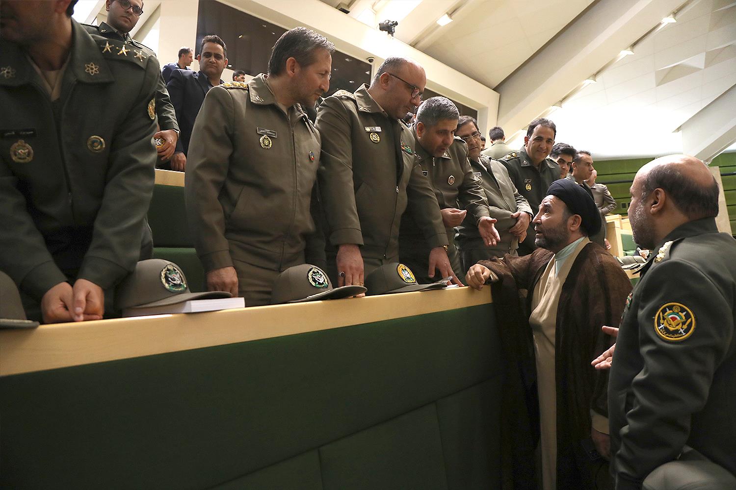 مهمانان ویژه امروز صحن علنی مجلس ۲۹ فروردین