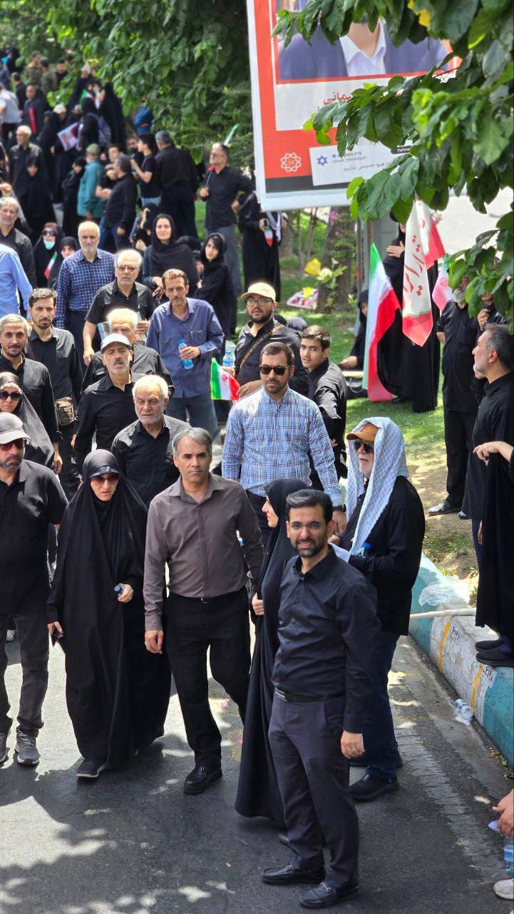 تصاویر مسئولان و چهره های سیاسی