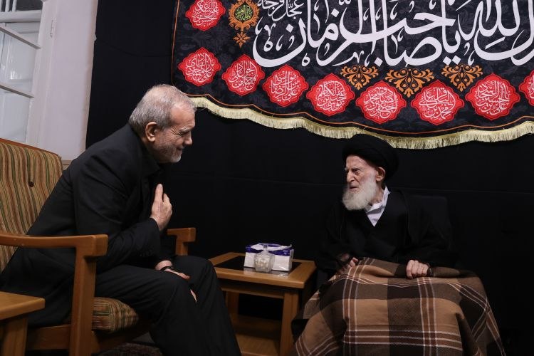 دیدار پزشکیان با آیت الله العظمی شبیری زنجانی