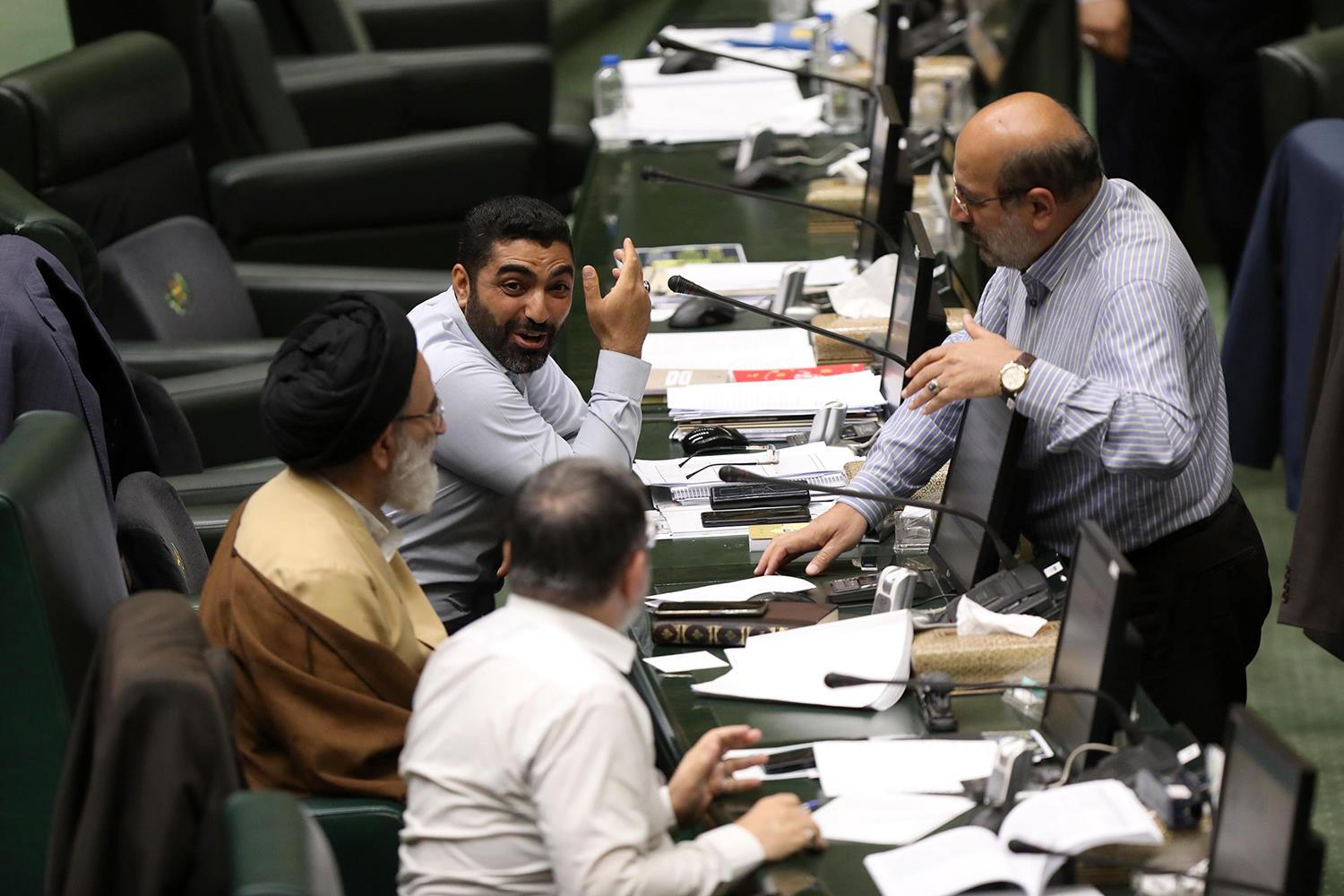 چهل و یکمین نشست بررسی برنامه هفتم توسعه در صحن علنی مجلس شورای اسلامی
