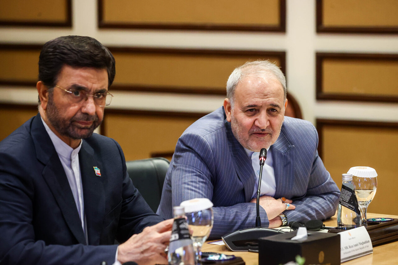 نشست اعضای فدراسیون اتاق‌های بازرگانی پاکستان با  قالیباف 