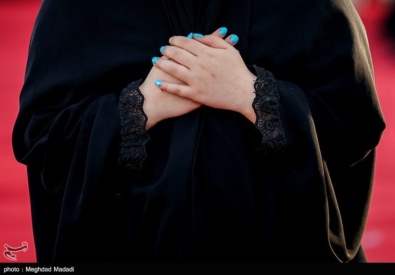 نماز عید سعید فطر در امامزاده پنج تن لویزان