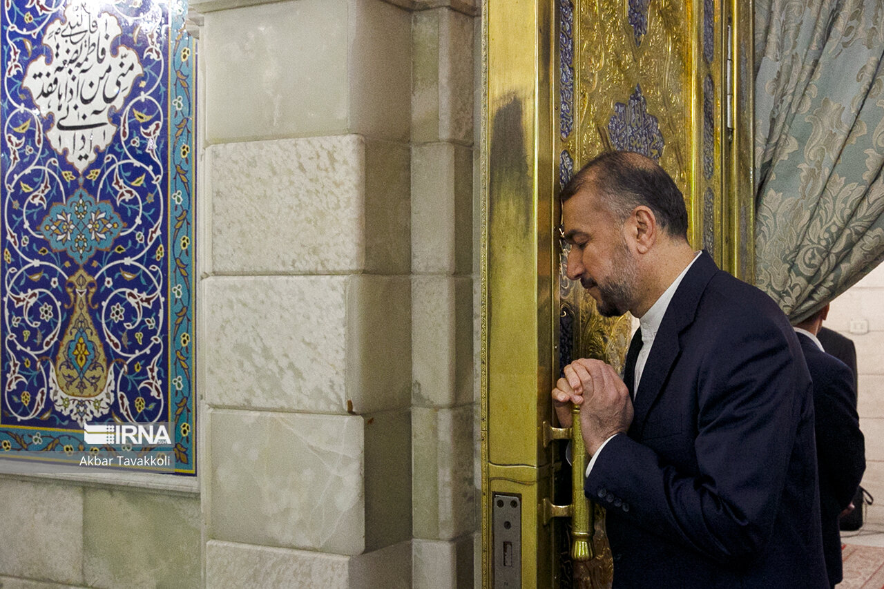 حضور امیرعبداللهیان در اماکن مقدس سوریه