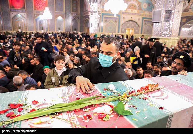 مراسم وداع با شهیدان گمنام در حرم مطهر رضوی