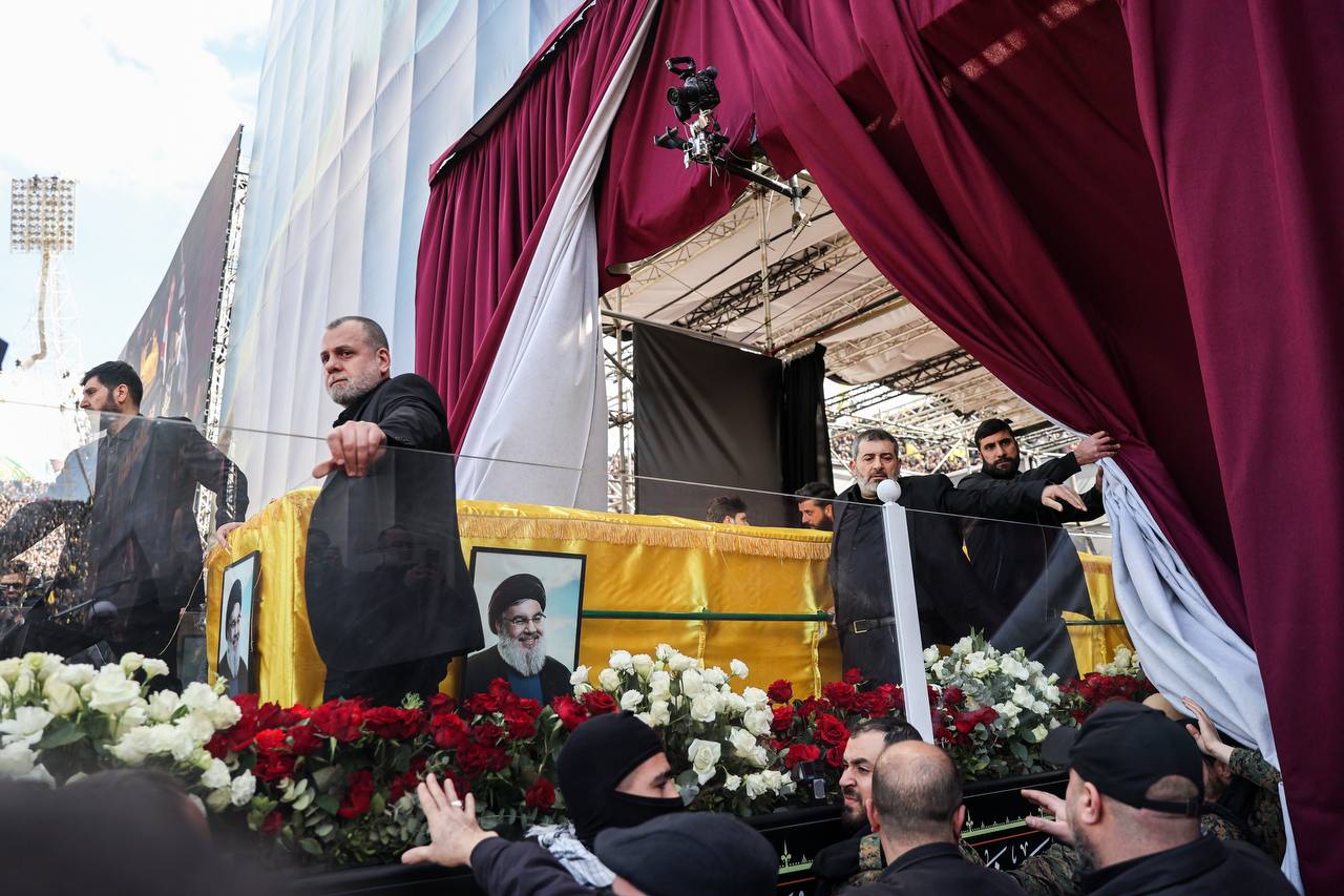 حضور قالیباف در مراسم تشییع پیکر رهبران شهید مقاومت