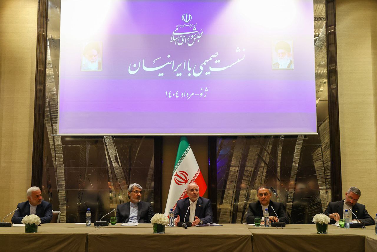 نشست صمیمی باقر قالیباف با ایرانیان خارج از کشور