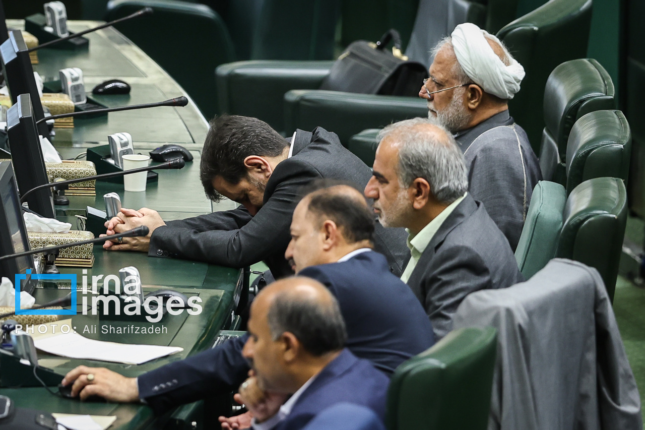 جلسه علنی مجلس 