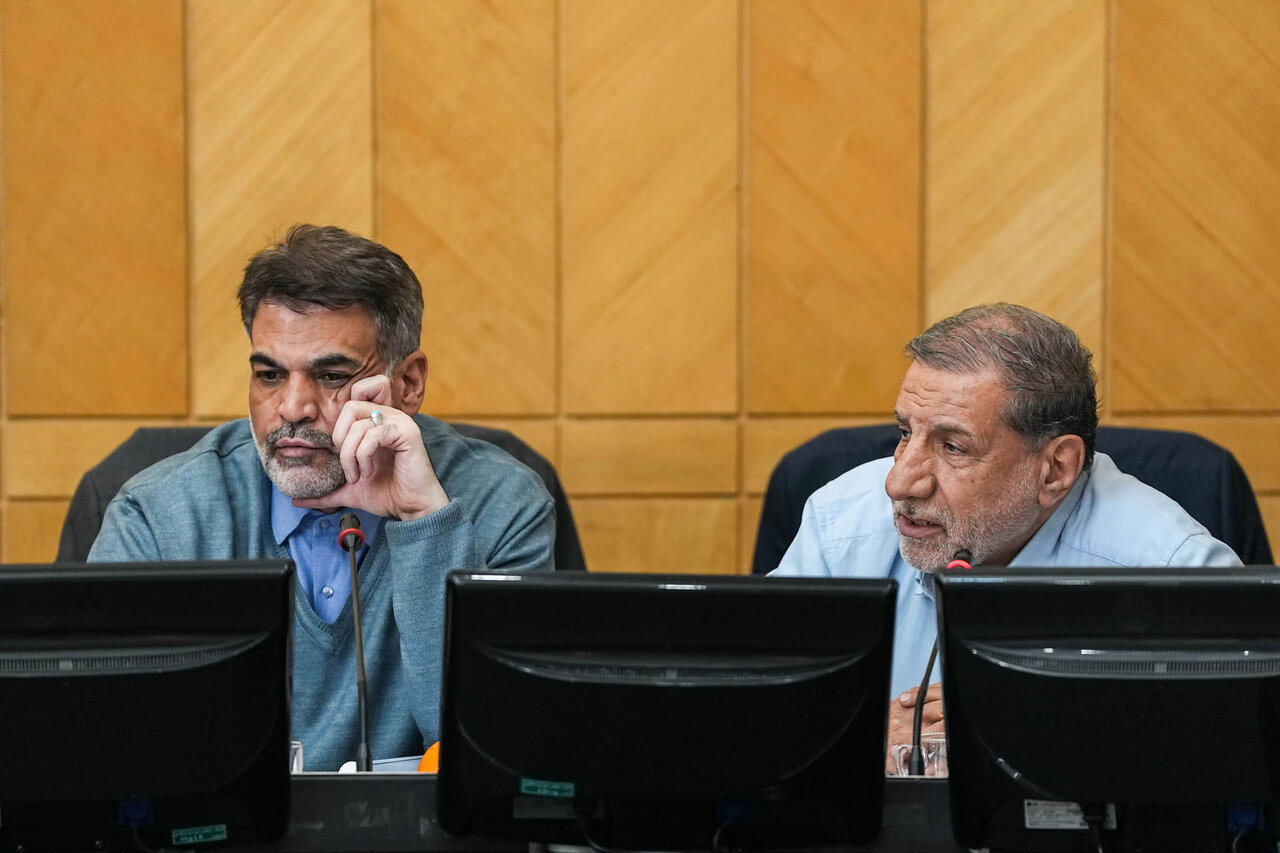 جلسه کمیسیون تلفیق لایحه بودجه ۱۴۰۵ با حضور قالیباف